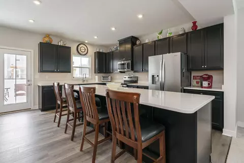 Kitchen - 323 Via Condotti, Delaware, OH 43015 photo 2 of 5