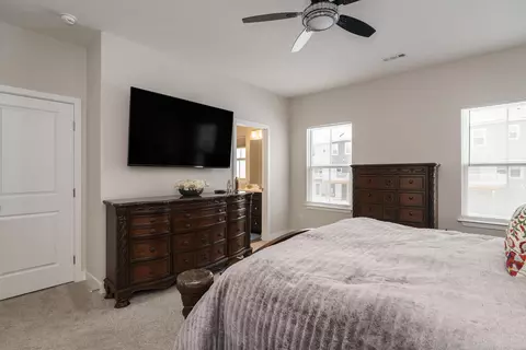 Bedroom - 323 Via Condotti, Delaware, OH 43015 photo 2 of 4