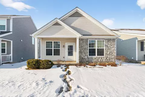5772 Passage Creek Dr, Dublin, OH 43016