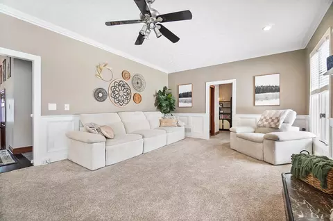 Living - 4977 Dunkerrin Ct, Dublin, OH 43017 photo 3 of 9