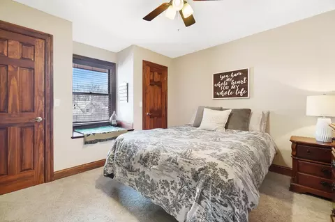 Bedroom - 4977 Dunkerrin Ct, Dublin, OH 43017 photo 5 of 15