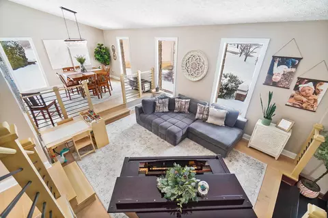 Living - 4977 Dunkerrin Ct, Dublin, OH 43017 photo 7 of 9