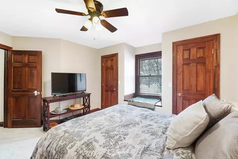 Bedroom - 4977 Dunkerrin Ct, Dublin, OH 43017 photo 6 of 15
