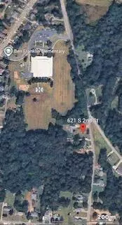 621 S 2nd St, Newark, OH 43055