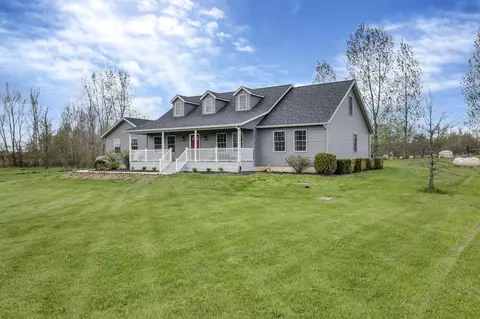 14557 Dutch Cross Rd, Centerburg, OH 43011