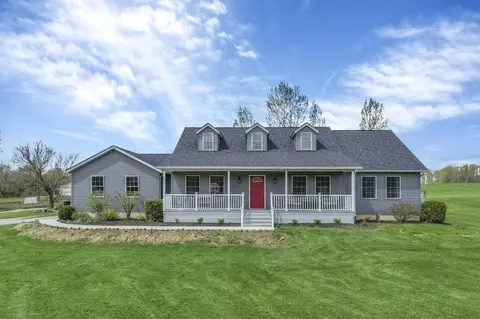 14557 Dutch Cross Rd, Centerburg, OH 43011