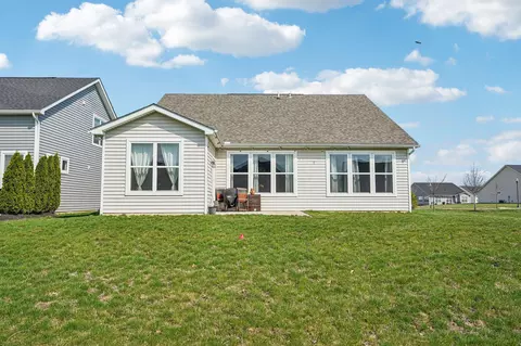 Exterior - 211 Solstice Rd, Delaware, OH 43015 photo 10 of 11