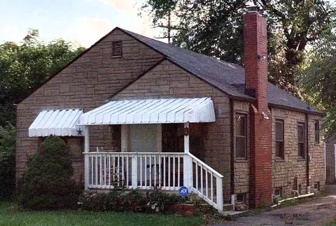 1575 S Champion Ave, Columbus, OH 43207