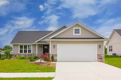 557 Cannondale Ave, Johnstown, OH 43031