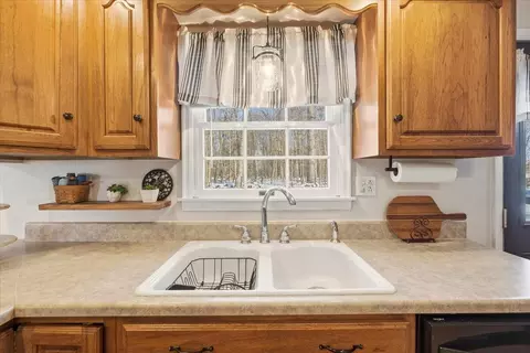 Kitchen - 1818 Bethlehem Rd W, Prospect, OH 43342 photo 3 of 3