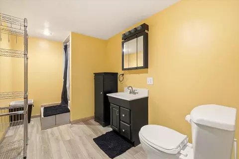 Bath - 1818 Bethlehem Rd W, Prospect, OH 43342 photo 3 of 5
