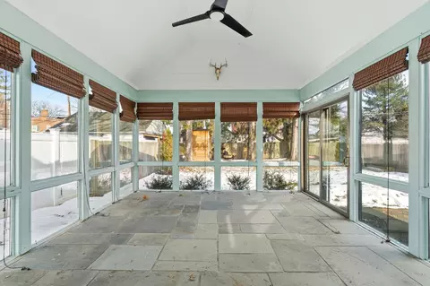Exterior - 534 Walhalla Rd, Columbus, OH 43202 photo 3 of 8