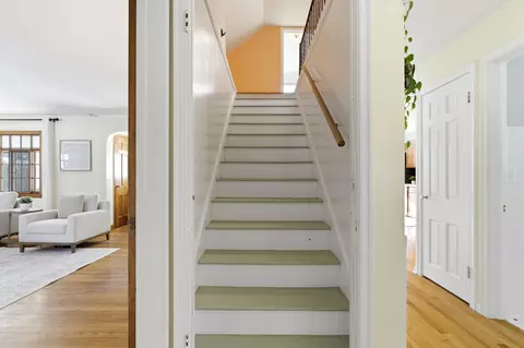 Entry Way - 534 Walhalla Rd, Columbus, OH 43202 photo 1 of 2