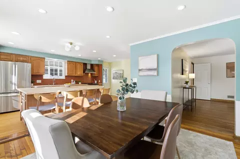 Dining - 534 Walhalla Rd, Columbus, OH 43202 photo 2 of 2