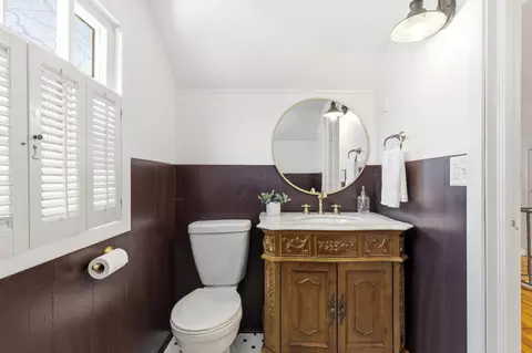 Bath - 534 Walhalla Rd, Columbus, OH 43202 photo 2 of 2