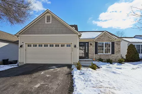 2300 Maribeth Pl, Grove City, OH 43123