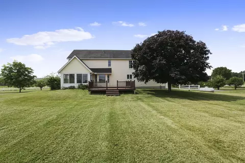 Exterior - 6281 Davis Dr, Newark, OH 43056 photo 11 of 15