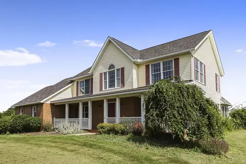 Exterior - 6281 Davis Dr, Newark, OH 43056 photo 12 of 15