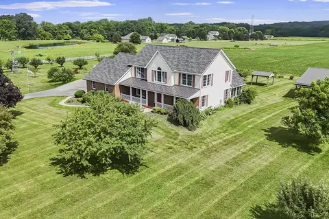 View/Area - 6281 Davis Dr, Newark, OH 43056 photo 2 of 12