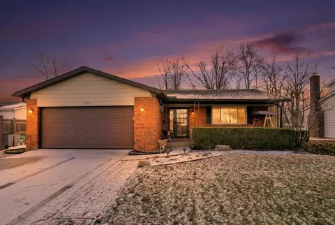 2723 Yates Ave, Grove City, OH 43123