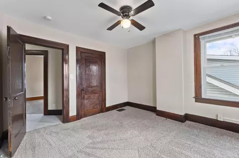 Bedroom - 867 E Wheeling St NE, Lancaster, OH 43130 photo 5 of 7
