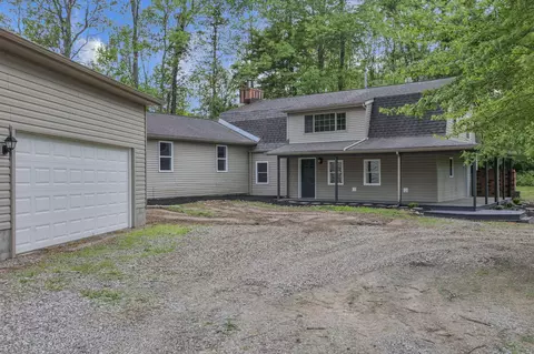 4287 Dragoo Rd, Nashport, OH 43830