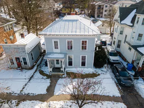 52 N Main St, Mount Gilead, OH 43338