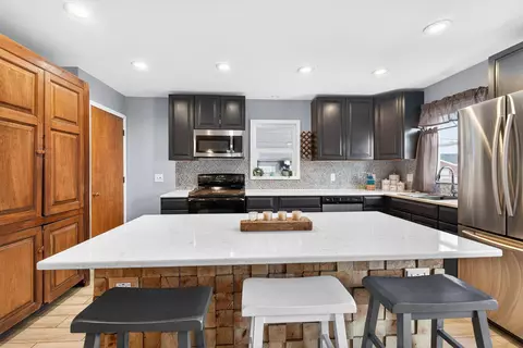 Kitchen - 501 Park Ave, Prospect, OH 43342 photo 1 of 4