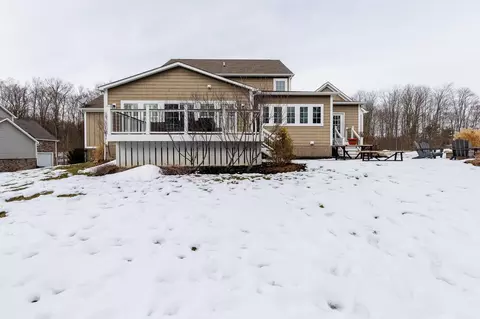 Exterior - 6334 Artesian Run, Delaware, OH 43015 photo 13 of 16