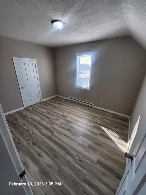 Bedroom - 805 Silver St, Marion, OH 43302 photo 5 of 9