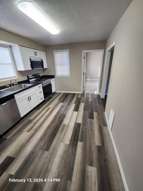 Kitchen - 805 Silver St, Marion, OH 43302 photo 4 of 4