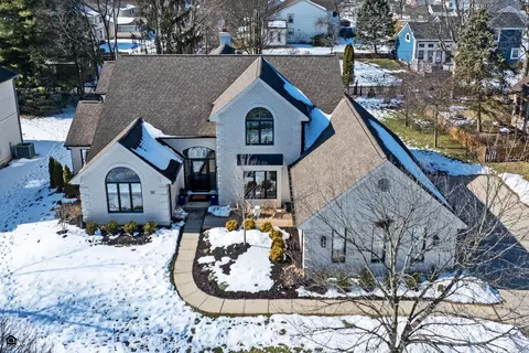 321 Windcroft Dr, Westerville, OH 43082