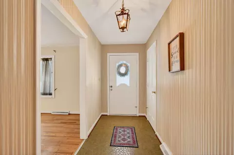 710 Hawthorne Dr, Circleville, OH 43113 photo 7