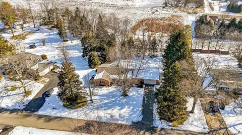 710 Hawthorne Dr, Circleville, OH 43113 photo 5