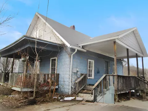 804 Hocking Rd, Belpre, OH 45714 photo 5