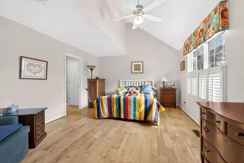 Bedroom - 5987 Dunabbey Loop, Dublin, OH 43017 photo 1 of 3
