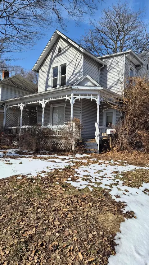 606 W Main St, Newark, OH 43055