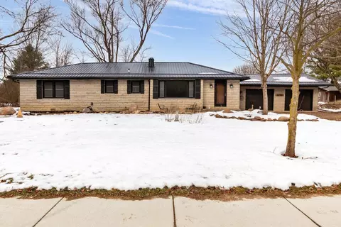 1156 Owens Rd W, Marion, OH 43302