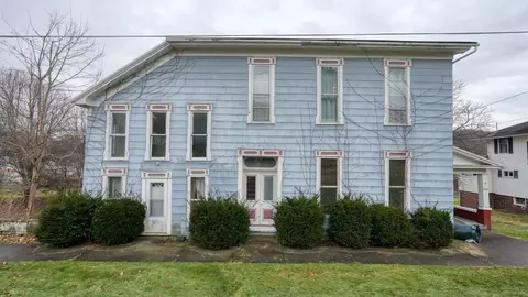 240 E Main St, Quaker City, OH 43773