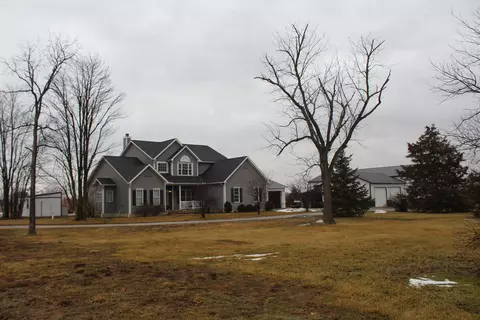 15047 Ohio 37, Forest, OH 45843