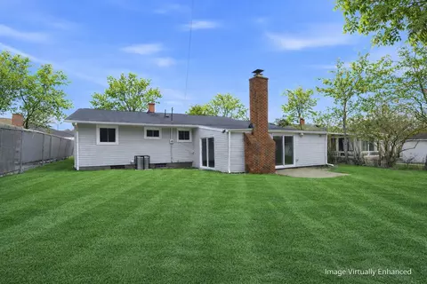 Exterior - 2585 Eakin Rd, Columbus, OH 43204 photo 5 of 5