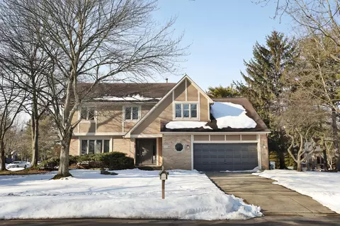 613 Deer Run Rd, Westerville, OH 43081