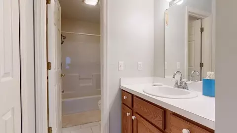 Bath - 6035 Lake, Ashtabula, OH 44004 photo 1 of 4