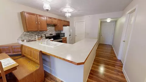 Kitchen - 6035 Lake, Ashtabula, OH 44004 photo 4 of 4