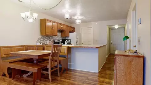 Dining - 6035 Lake, Ashtabula, OH 44004 photo 1 of 1