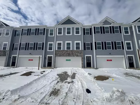 160 Dusky Willow Dr, Reynoldsburg, OH 43068
