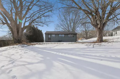 Exterior - 5684 Olive Rd, Franklin, OH 45005 photo 3 of 4