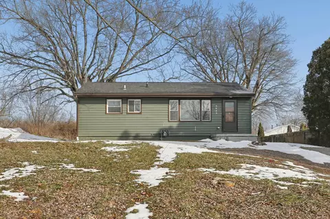 Exterior - 5684 Olive Rd, Franklin, OH 45005 photo 2 of 4