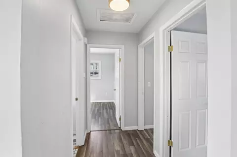 Entry Way - 5684 Olive Rd, Franklin, OH 45005 photo 1 of 3