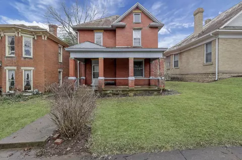 342 E Chestnut St, Lancaster, OH 43130